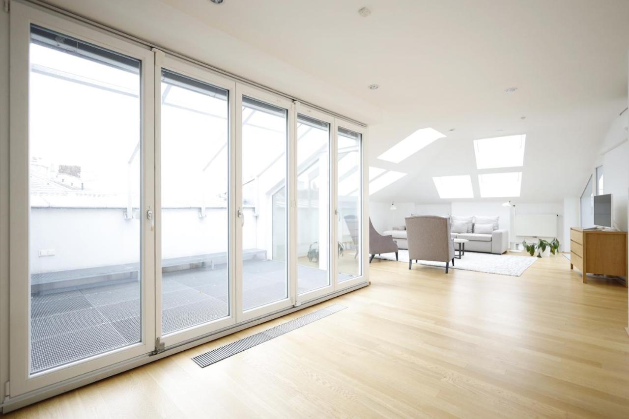 Heymi Oper Apartament *
