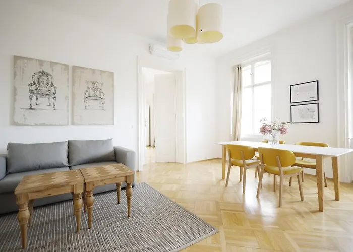 Heymi Apartments Oper